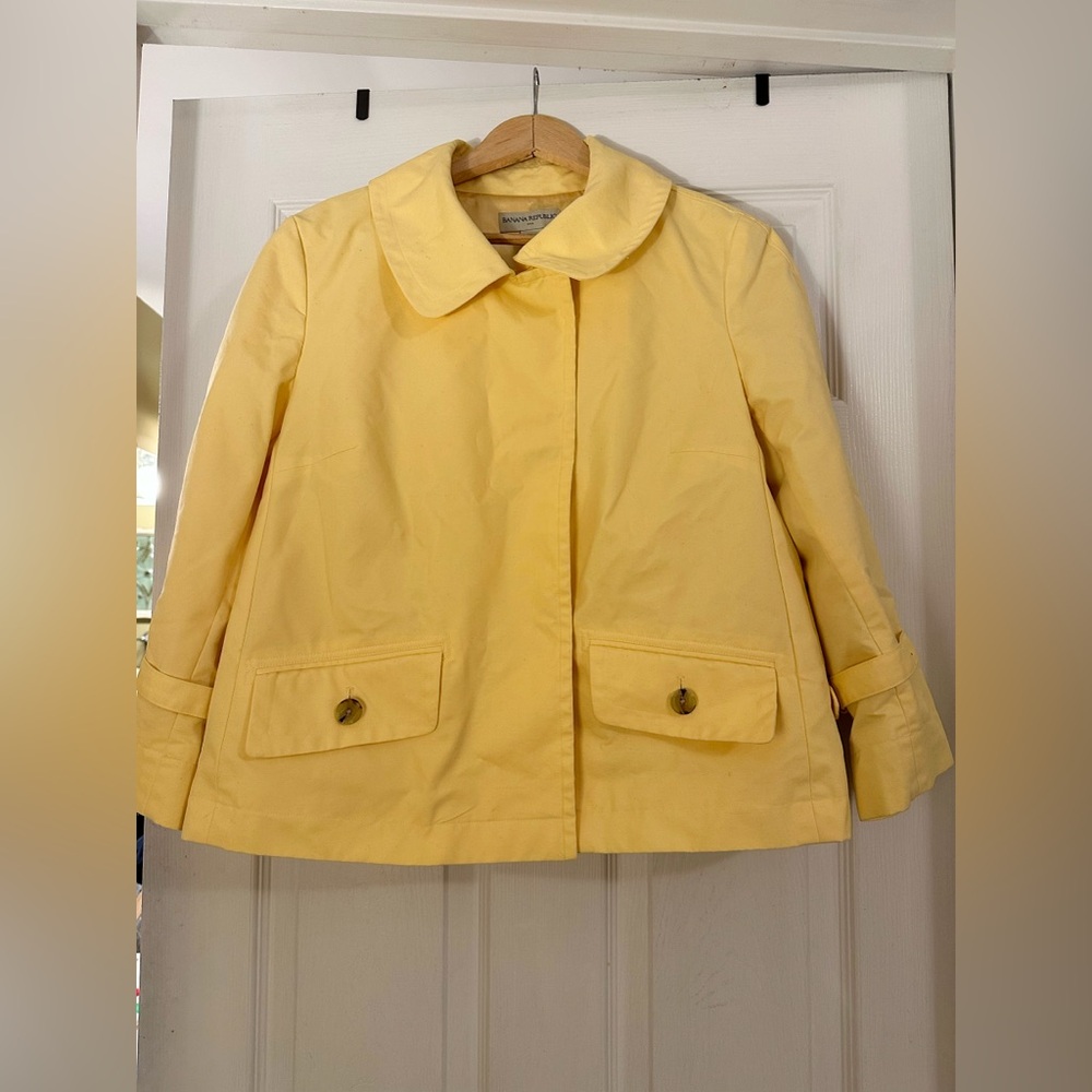 Cropped Yellow Banana Republic Jacket (L)